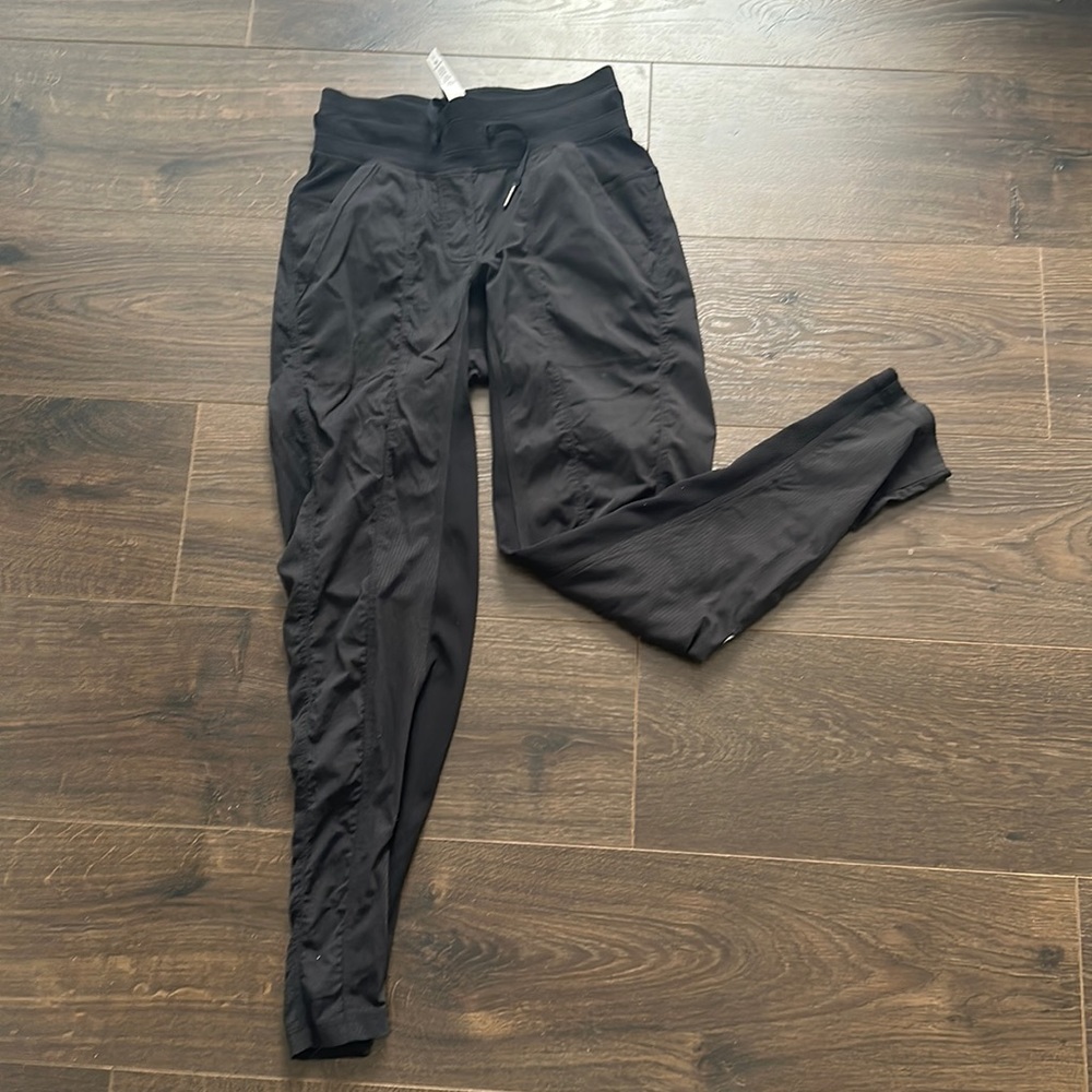 Lululemon Studio Jogger Pants - Straight Cut Unlined Size 2 Like New